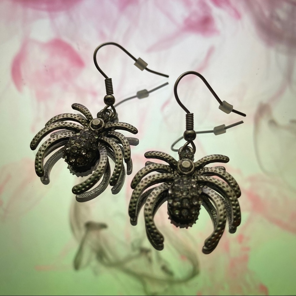 Spider earrings